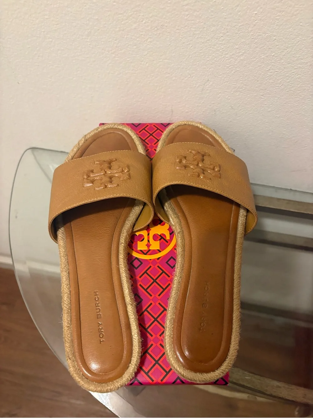Tory Burch tory burch